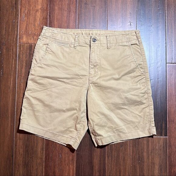 American Eagle Men Shorts - Picture 1 of 4
